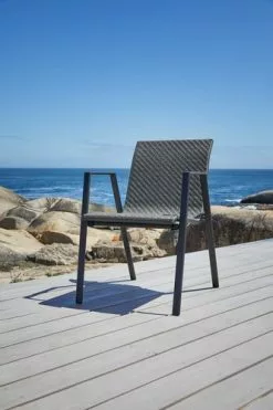 StapelstolDOVERODDE Grå 13 StapelstolDOVERODDE Grå -Utemöbler affär 201317