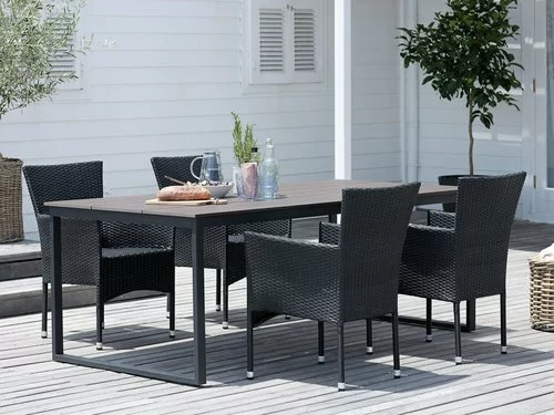 NESSKOGEN L210 Bord Brun + 4 AIDT Stol Svart 3 NESSKOGEN L210 Bord Brun + 4 AIDT Stol Svart