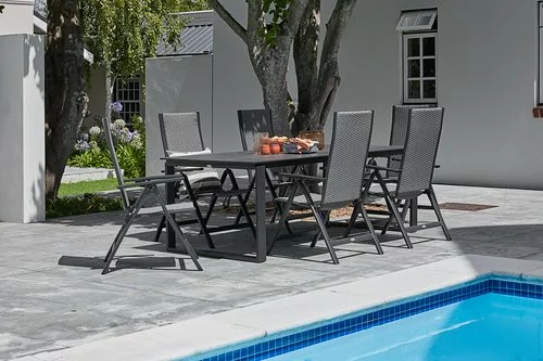 JUTLANDIA KOPERVIK L215 Bord Grå + 4 UGLEV Positionsstol Grå 5 JUTLANDIA KOPERVIK L215 Bord Grå + 4 UGLEV Positionsstol Grå - Bild 3